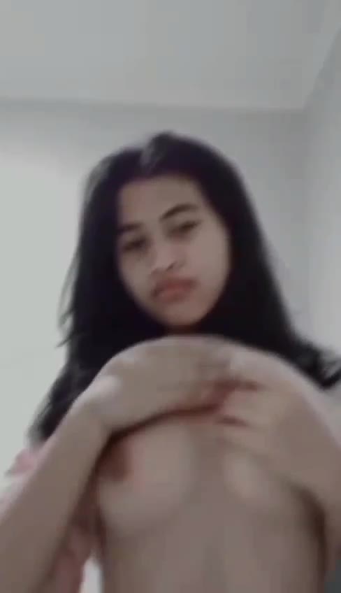 Viral Abg Desti 18Yo Gemar Colok Memek Dan Mandi Direkam Part 1