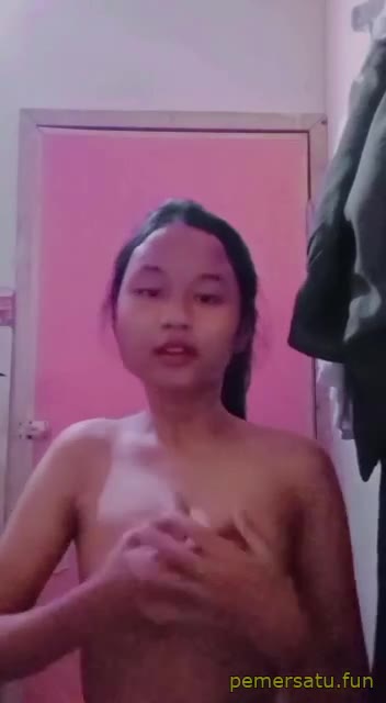 P5 Dwika Hijab Abg 18Yo Ketagihan Colok Memek Sempit 5