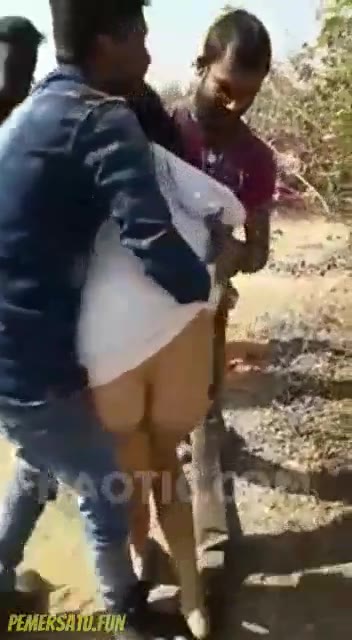 Ketahuan Ngentot Di Tebing Di Gilir Warga Part 1