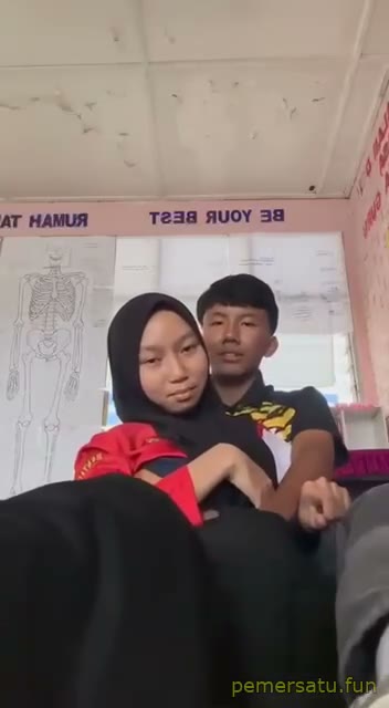Dood – Nur Lisa 18Yo Siswi Malay Pacaran 4 Menit