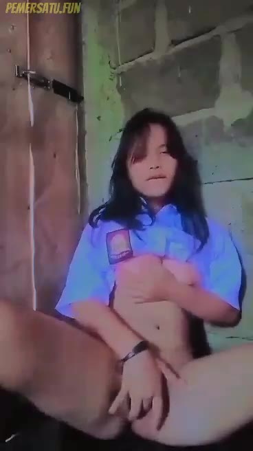 Abg Pakai Seragam 18Yo Colok Memek Bikin Sange