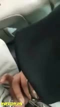 Disepong Jilbab Hitam Kacamata Di Mobil
