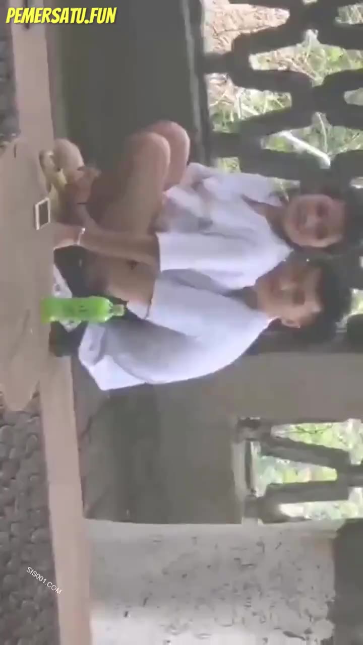 Ngintip Abg Sma Lagi Ngentot Di Pos