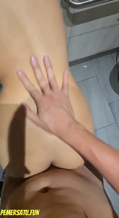 Siti Saleha Abg Jilbab Sange Ngentot Part 2