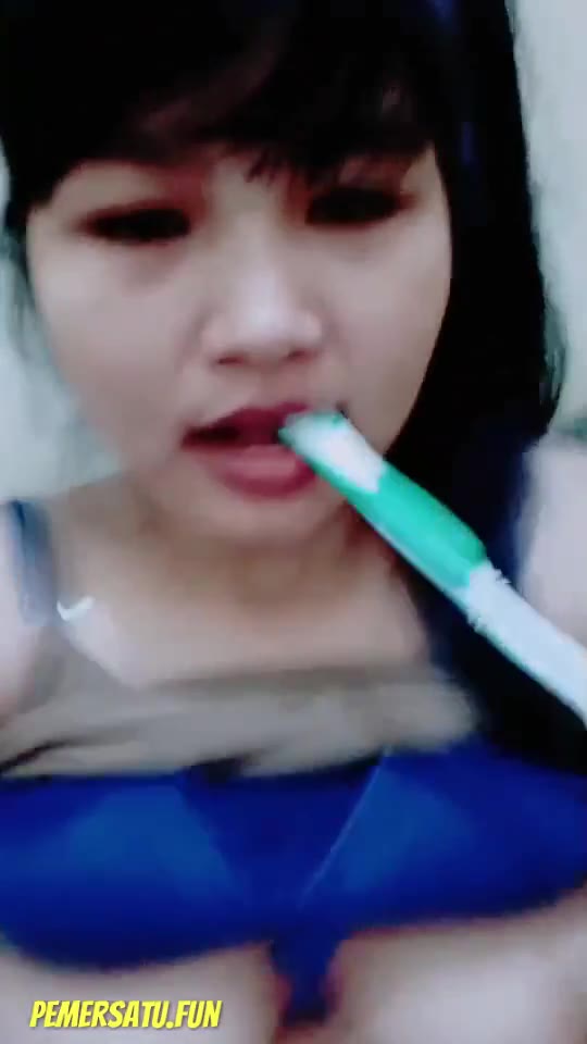 Jilbab Kasir Pap Susu Gede Part 6