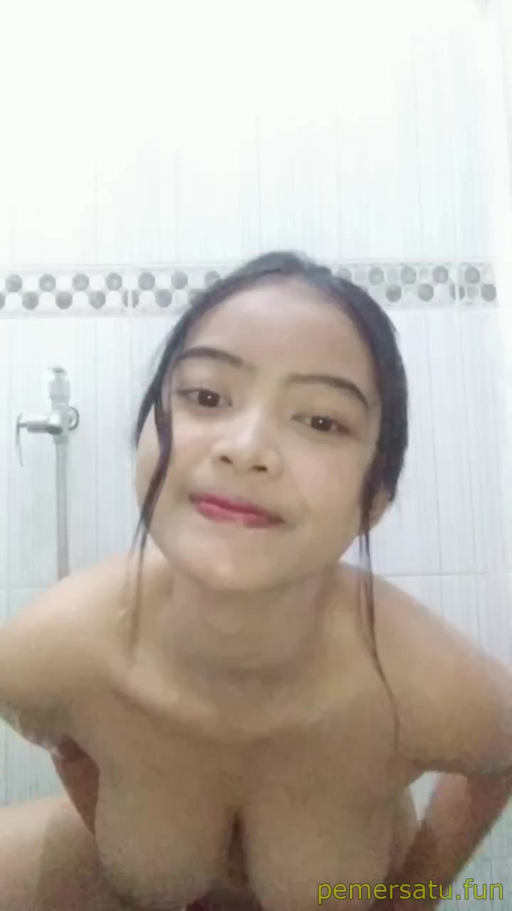 P32 Talent Evell Abg 18Yo 32