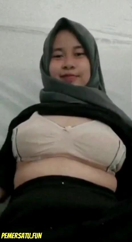 Abg 18Yo Jilbab Pamer Susu Lanjut Colmek Sampai Mendesah
