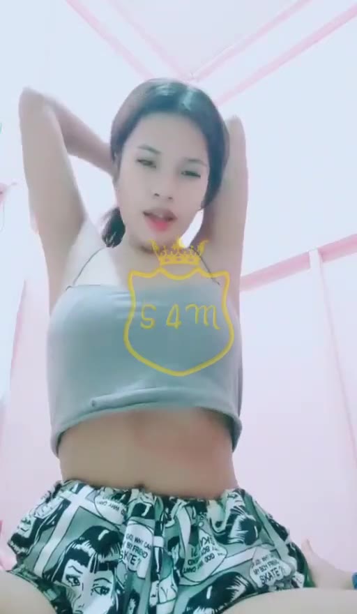 Febby Lepas Busana ampe Bugil Show