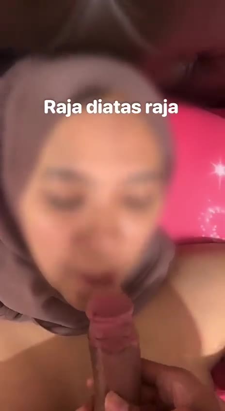 Jilbab Crot Di Muka