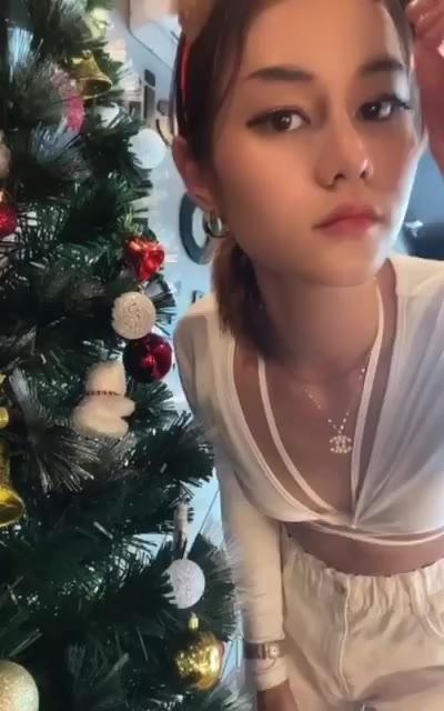 Skandal Viral Anya Rose Cantik Pacar Bule Dientot Tiap Hari (45)