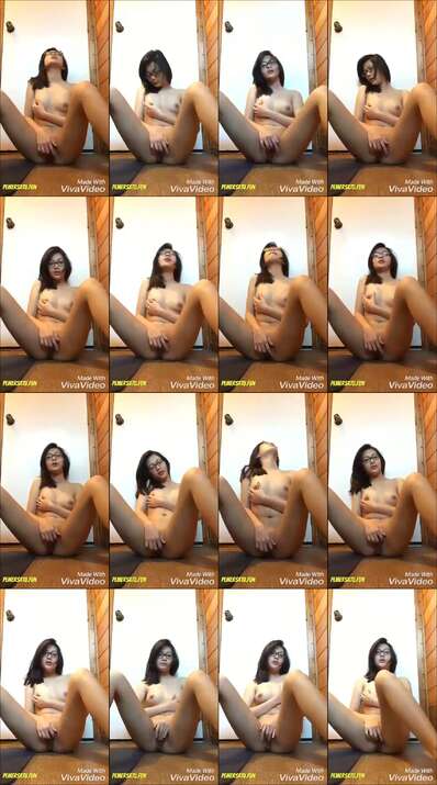 Tocil Kacamata Cantik Gemar Colok Memek Pink Part 16