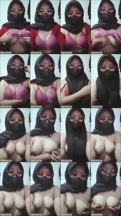 Bokep Indo Hijab Kacamata Show Toket Ged Hijab Jilbab Masker Kacamata Esempeh Esemah Remastetek – Bokepsin