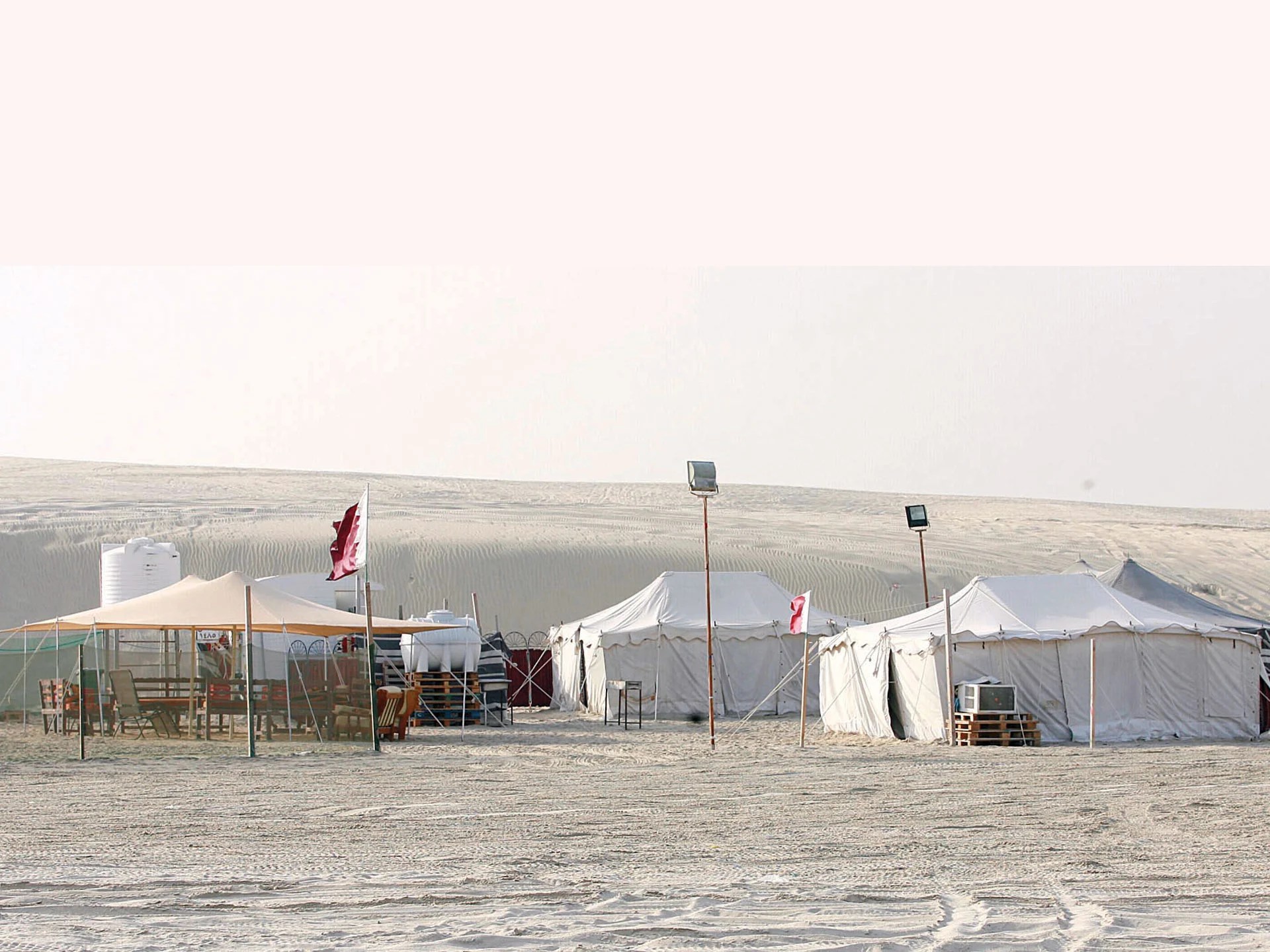 بدء حجز المخيمات الشتوية في شمال قطر استعدادًا لموسم البر