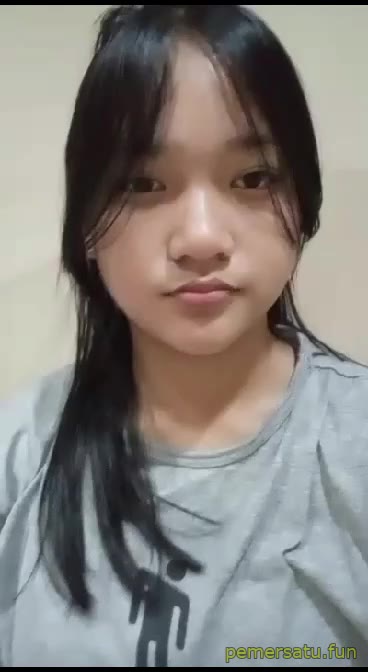 5 Porno Bokep abg 18yo cantik colok memek montok 