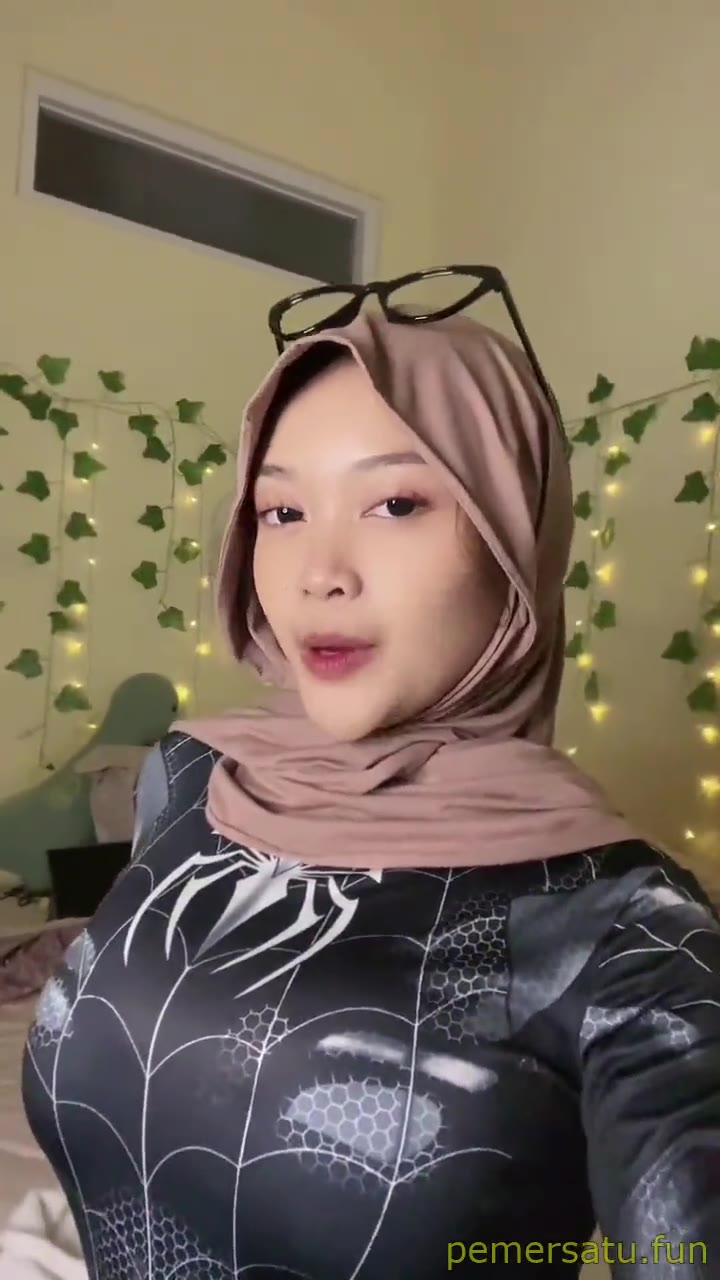 hijab spiderman sange (2)