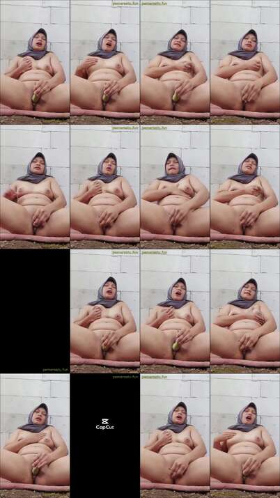 hijab sange viral colok memek masih memakai jilbab (1)