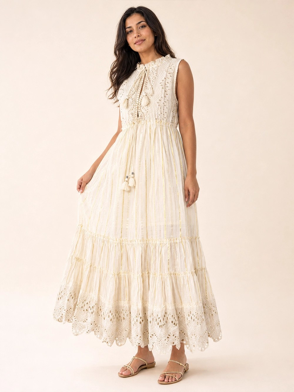 Alternative view of Vestido Boho Largo Marfil con Detalles Dorados