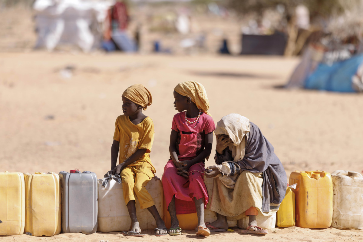 Sudan Civilians Struggle for Water Amid Intensifying War