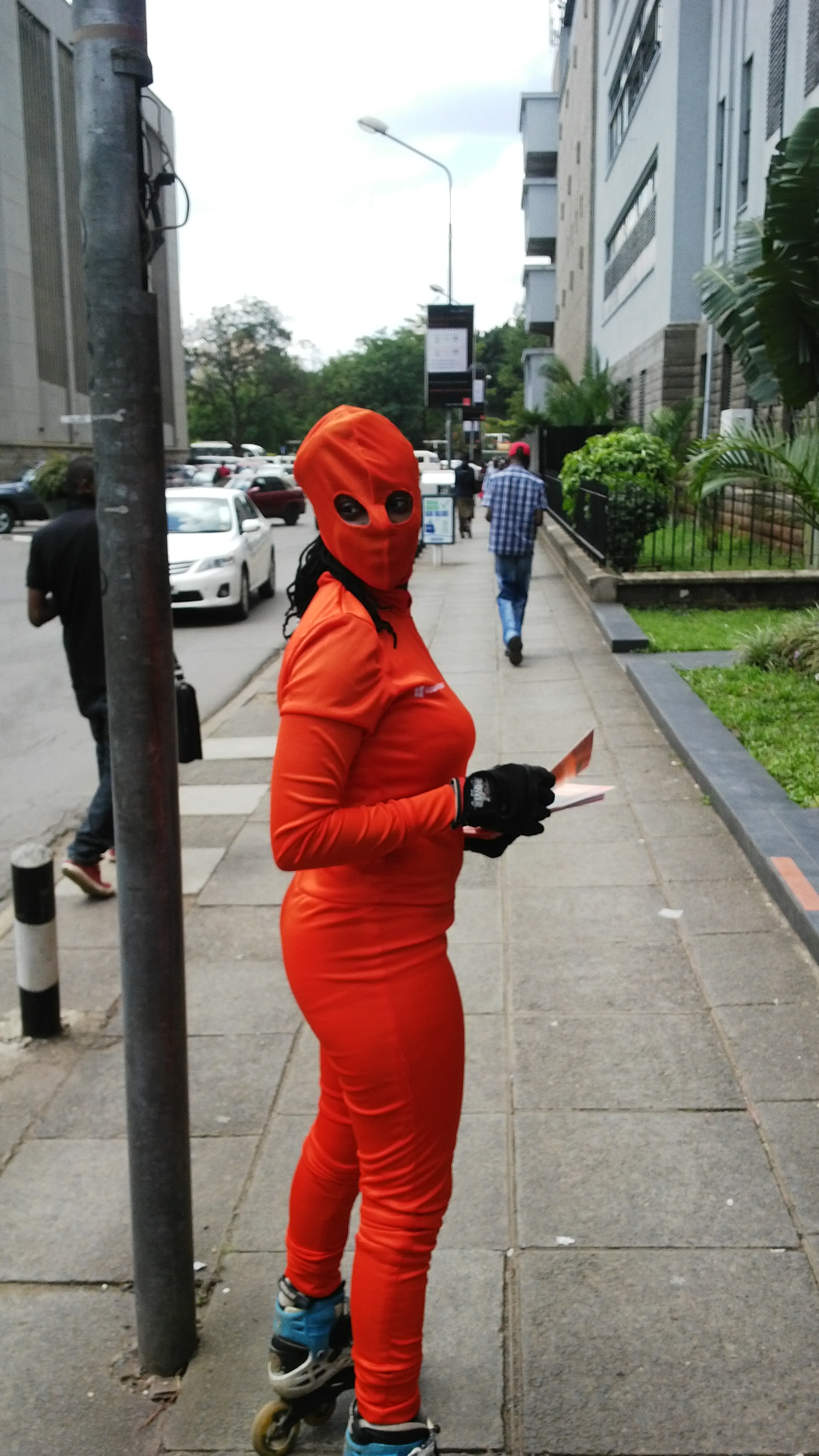 Super-Heroine to the rescue