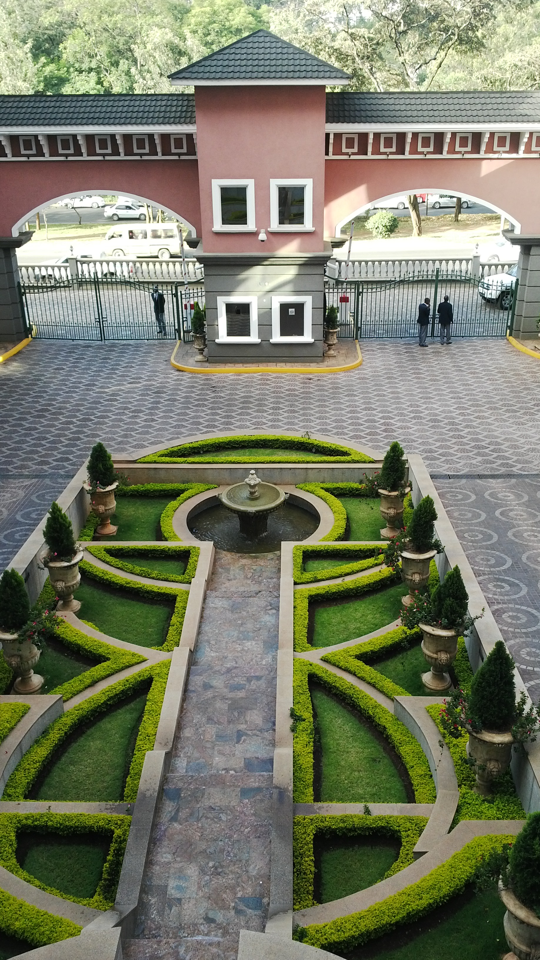 Hotel Courtyard, Villa Rosa Kempinski Nairobi
