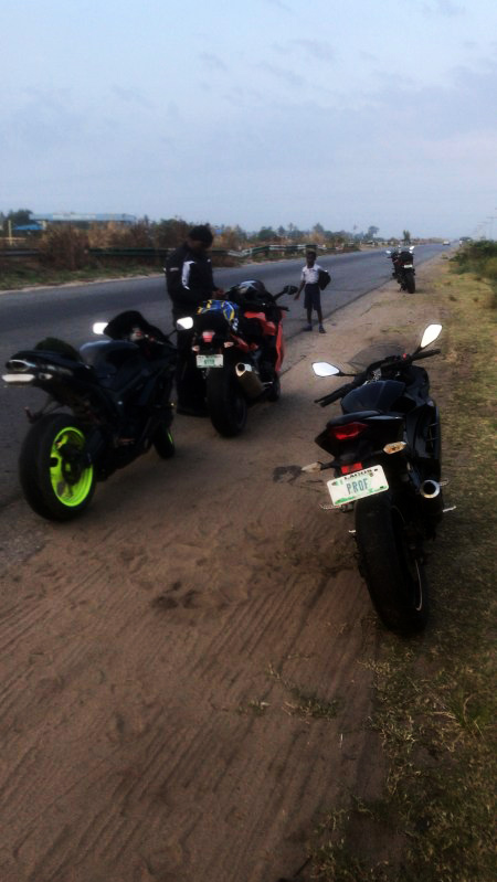 Regrouping half-way to the Nigerian border