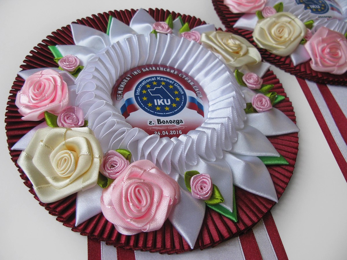 Наградная розетка Троянда-1