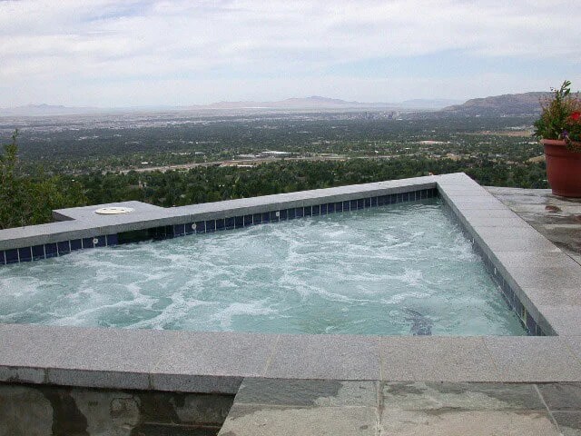 Gunite Spa Triangle