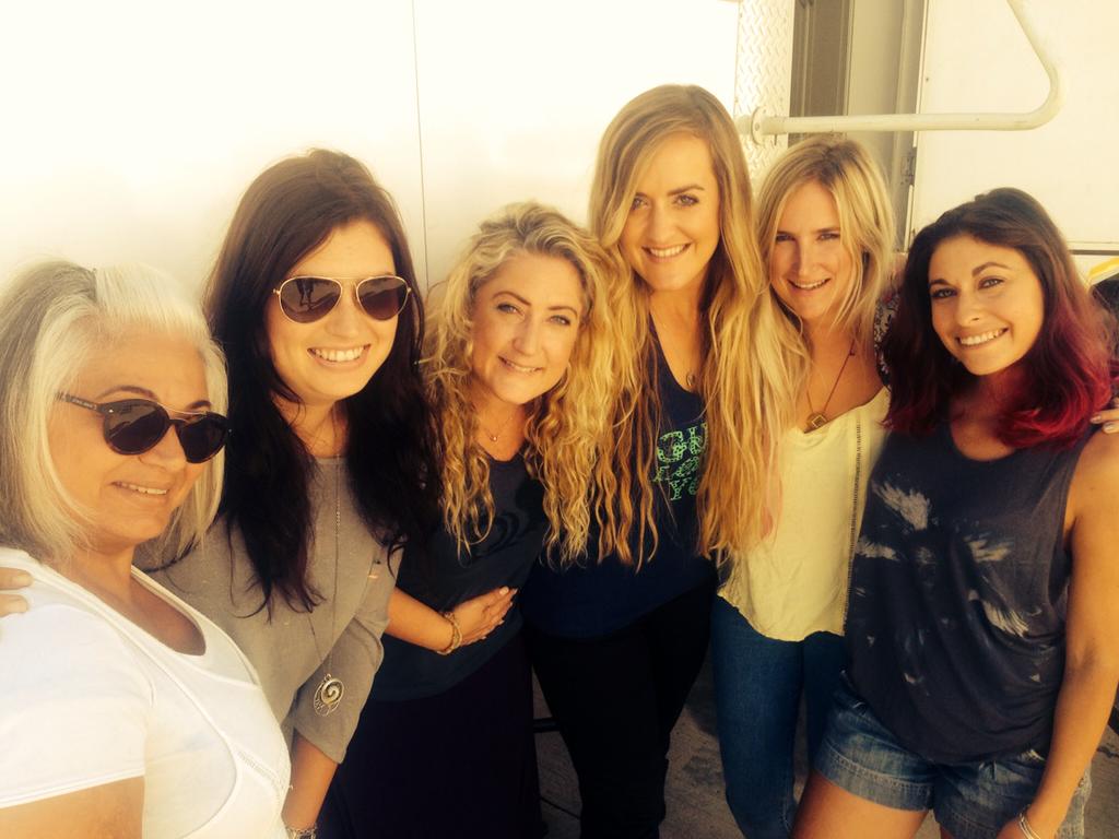 The Dominion s2 make-up team (tweeted by @Roxanne_Mckee)