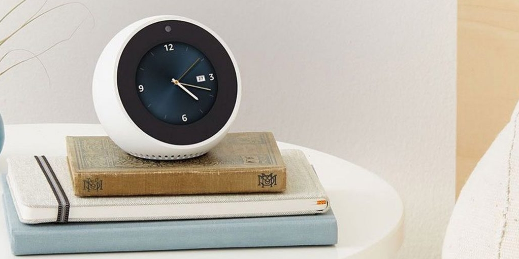 Domotique : Xiaomi lance le Mi Smart Clock, un radio-réveil