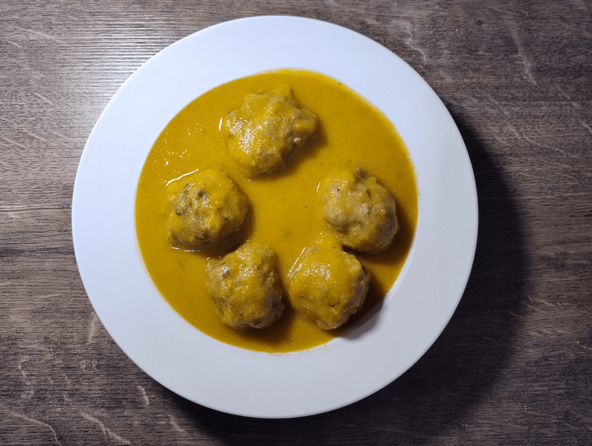 Albóndigas en salsa