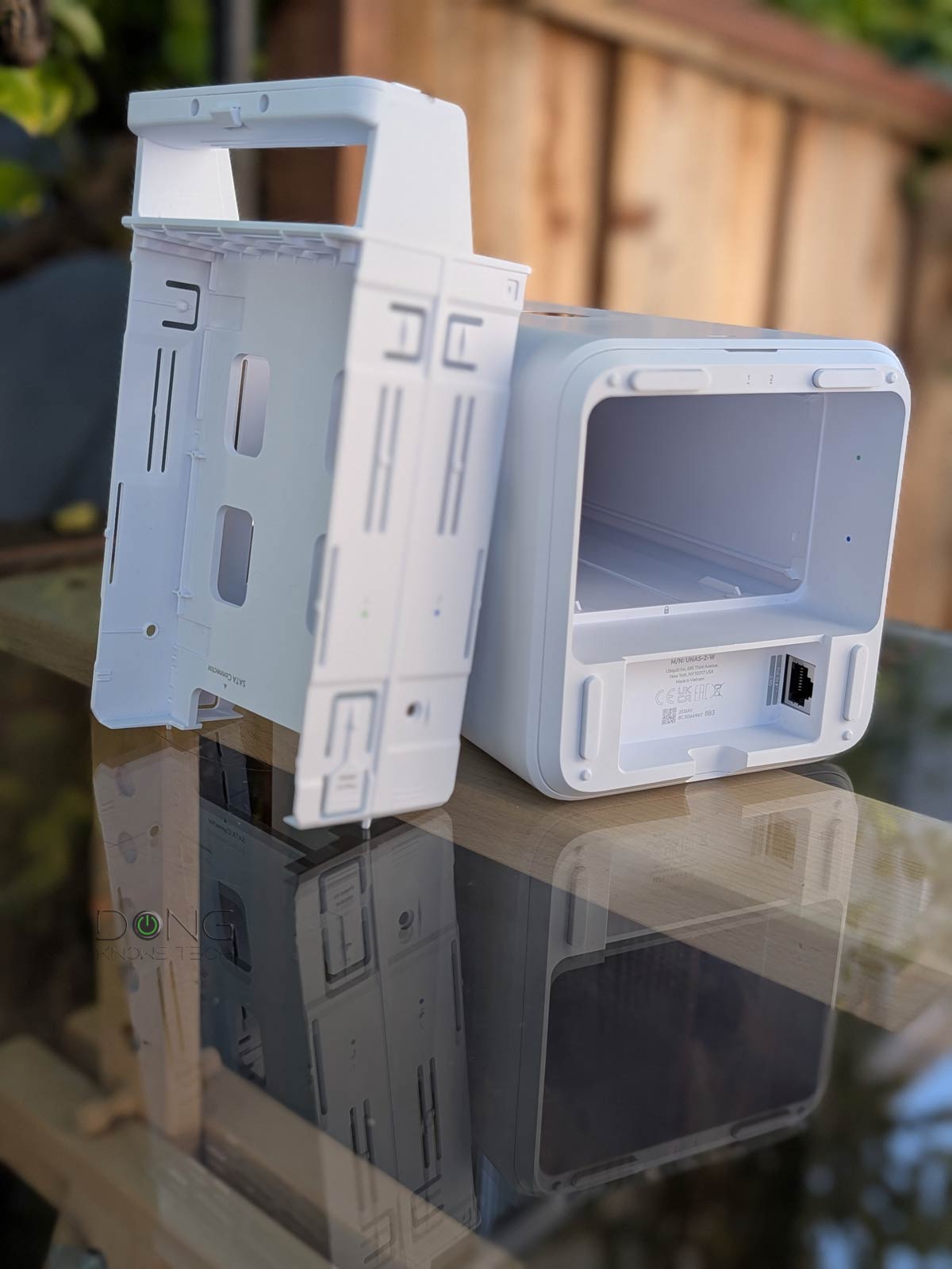 Ubiquiti UNAS 2 Review: A Straightforward, PoE-Powered Server of Core Network-Attached Storage 8 The underside of the Ubiquiti UNAS 2 server with the drive tray removed