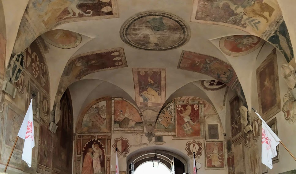 Scarperia, il soffitto affrescato del Palazzo dei Vicari