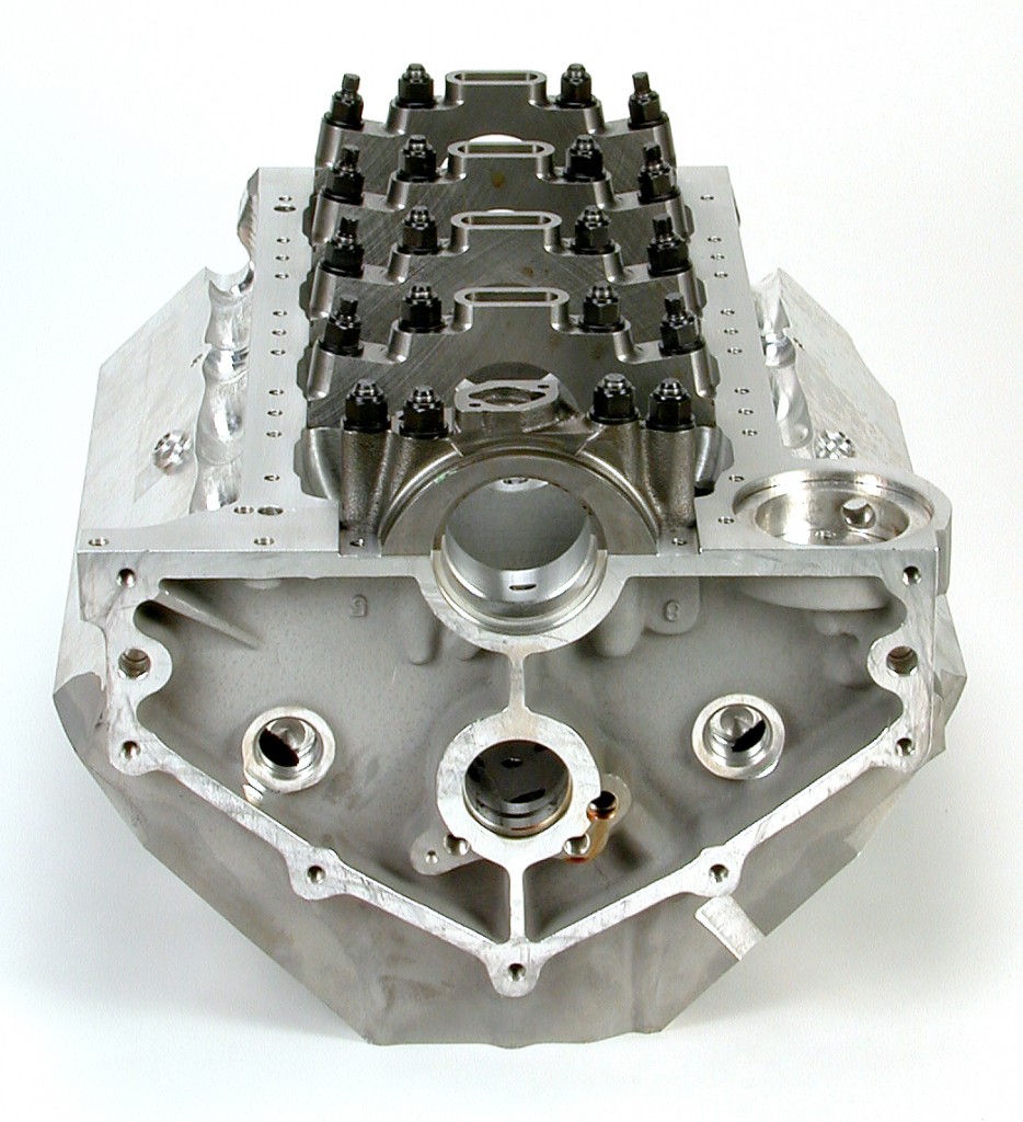Most of us know the basic job it does, but other than lubricating the engine's internal parts what else does oil do for your car? Donovan Aluminum Engine Blocks Donovan D500 Big Block