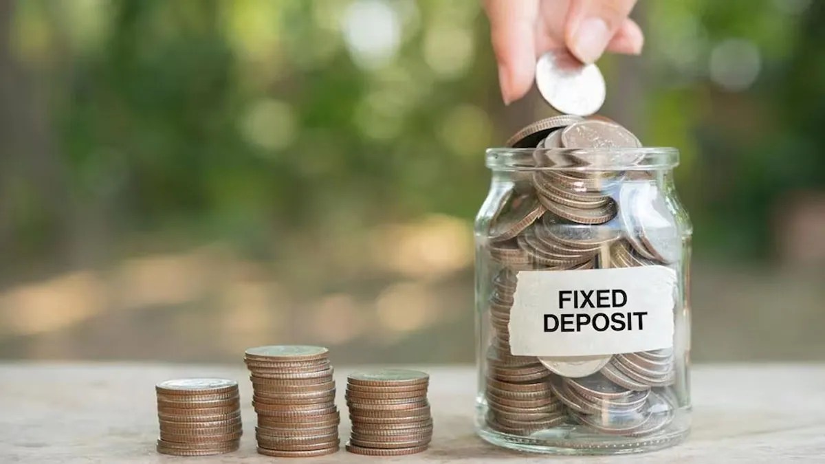 Bank FD Safety Rules : बैंक में जमा करोड़ों रुपये भी नहीं हैं पूरी तरह सुरक्षित, जानें क्या है RBI का नियम