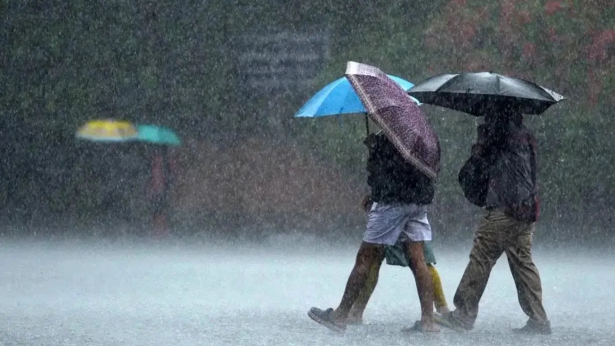 Weather Update : महाराष्ट्र के इन जिलों में अगले 48 घंटे भारी, ओलावृष्टि और 50km की रफ्तार से चलेंगी हवाएं