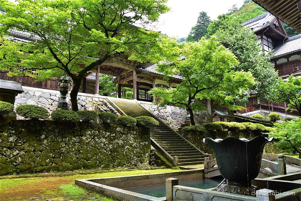 【新品】大本山永平寺から頂いた高級テーブルセンター 大本山永平寺 - ドライブ旅.com｜観光地・絶景・ドライブ旅行情報