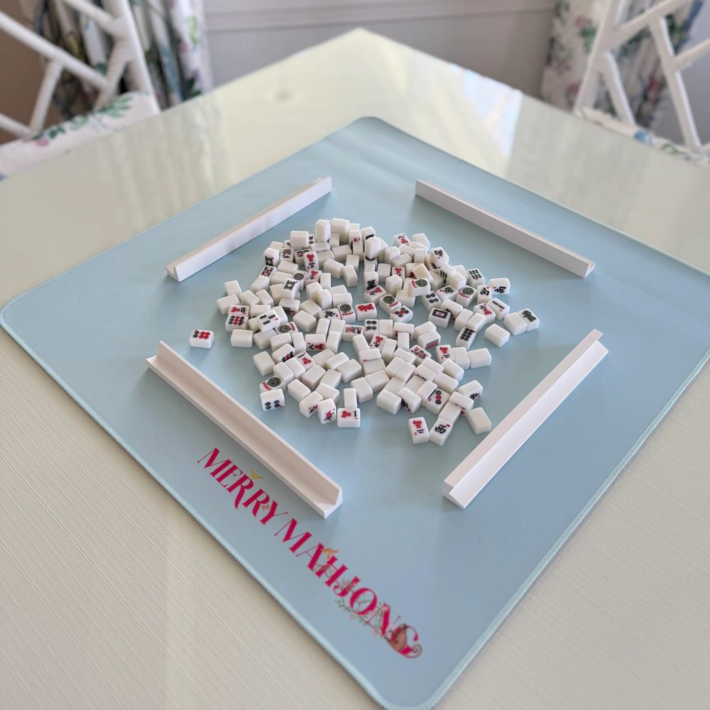 Blue Merry Mahjong Travel Mat