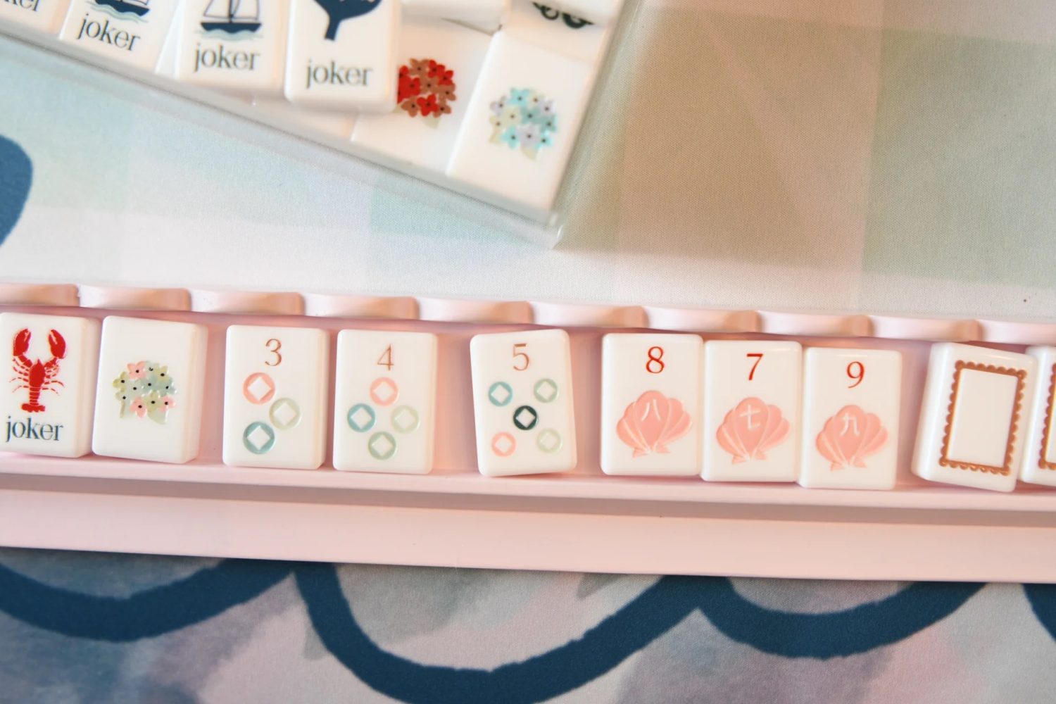 Ballet Pink Scalloped Wooden Mahjong Racks