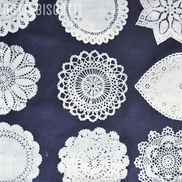 Blue & White Doily (225cm x 45cm) Available: 15
