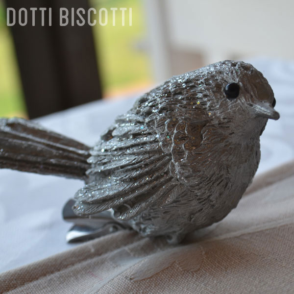 Grey & Silver Glitter Bird on Crocodile Clip. Available: 6