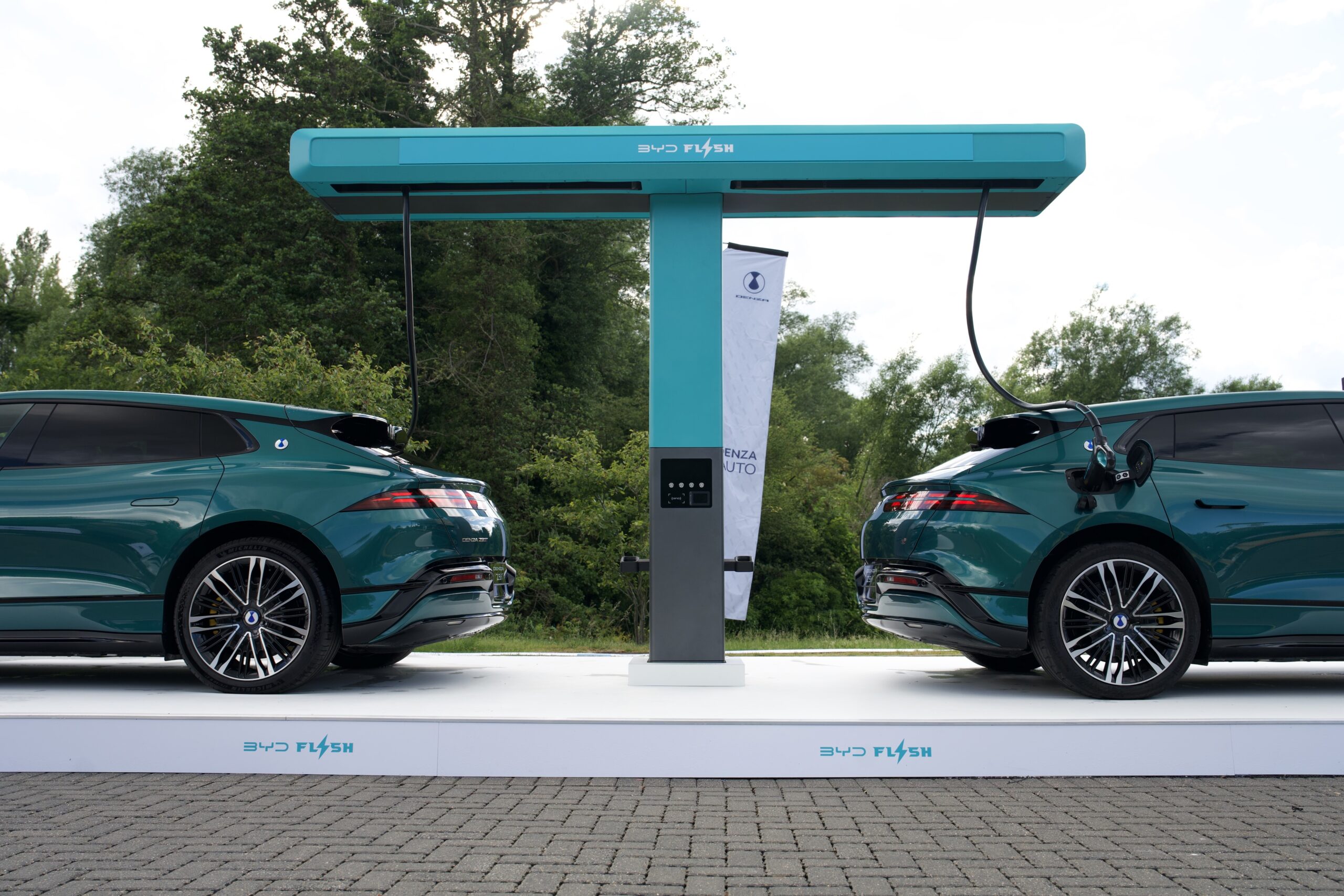 BYD's Flash Charging: Revolutionizing EV Sales | Used Car Dealers' Perspective (2026)