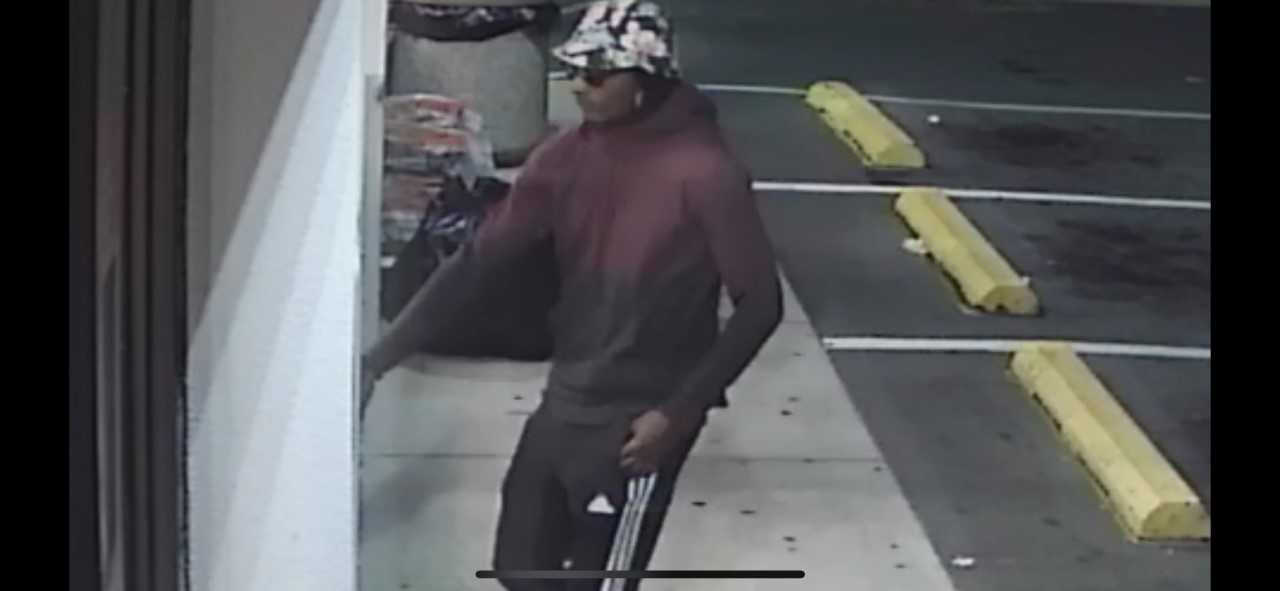 Robbery at 7-11 9-3-2019 – City of Dover Police Department