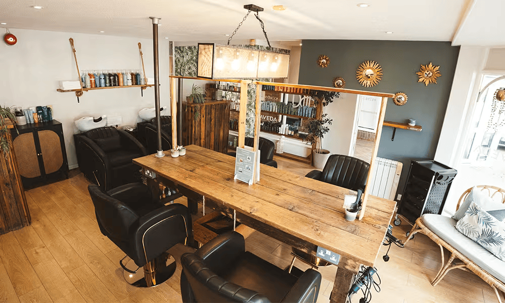 Inside Dovey and Broom