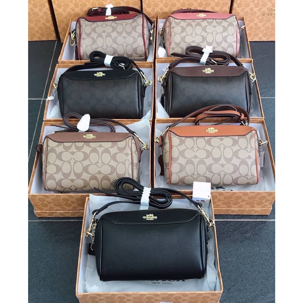 กระเป๋าสะพายไหล่ โค้ชทรงหมอนไม่มีหู งานท็อป เกรดมิลเลอร์ ปั้มทุกจุด ติดโลโก้ปั้ม | Shopee Thailand