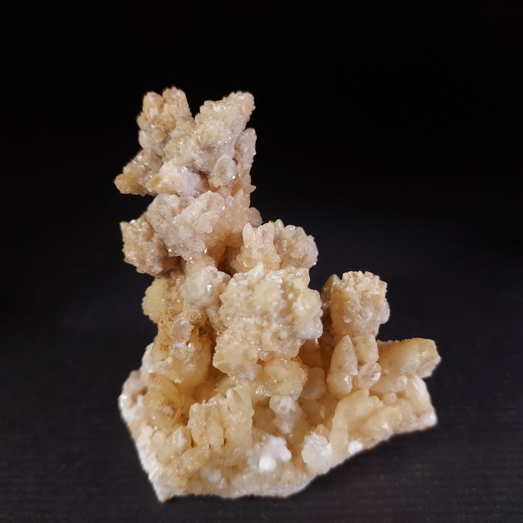 雲南方解結晶石---鐘乳石或珊瑚礁造型, 67克| 蝦皮購物