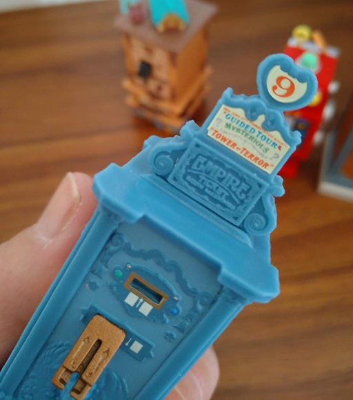 ネタバレあり）やっぱり買ったファストパス発券機フィギュア – small