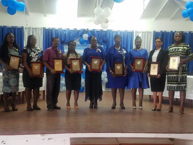 Teachers with 27+ year in the profession.