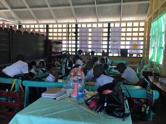 Students of Auchlyne Primary School.
