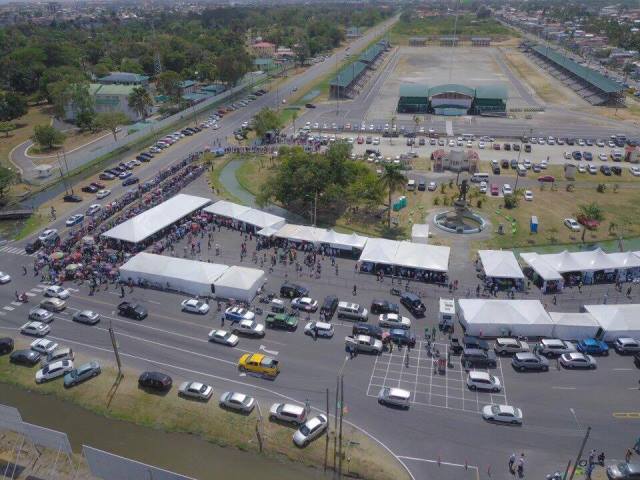 An overview of the Square of the Revolution as citizens gathered for the outreach.
