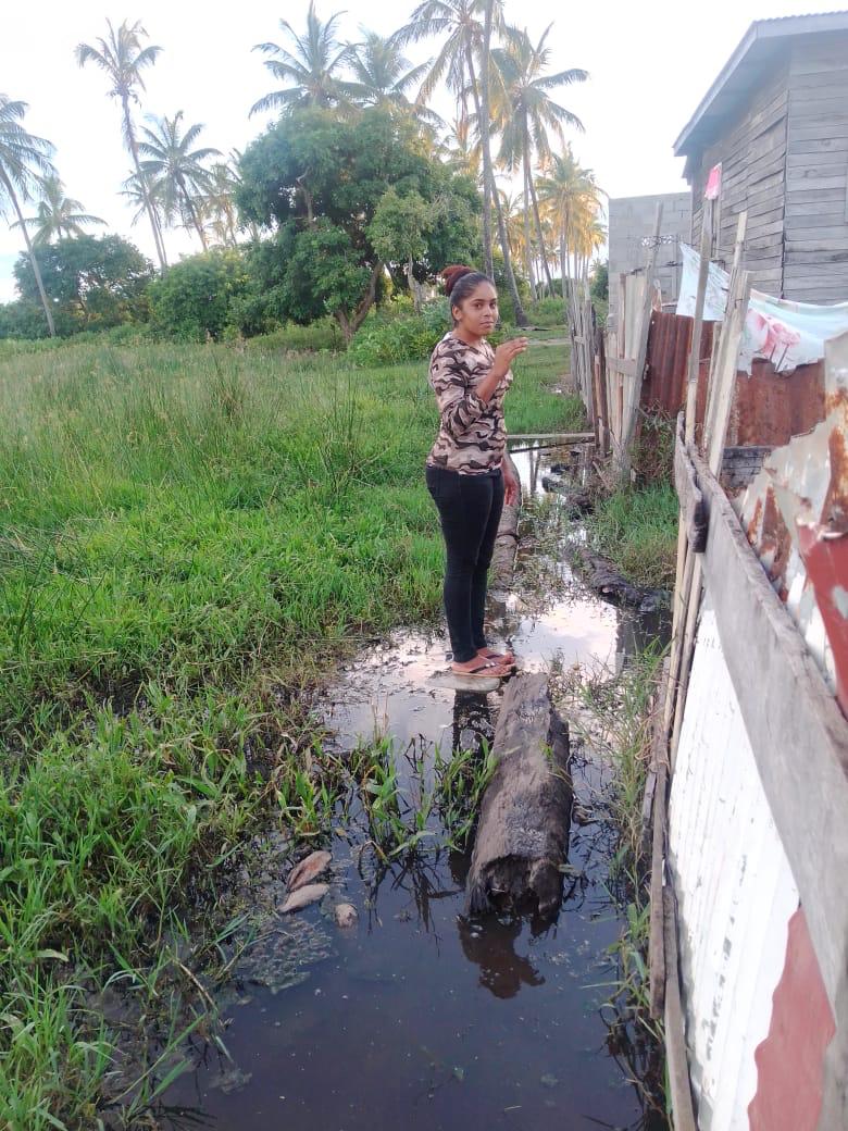 Scenes from the distribution of sanitation supplies by the CDC to flood-affected residents in Corentyne, East Berbice.